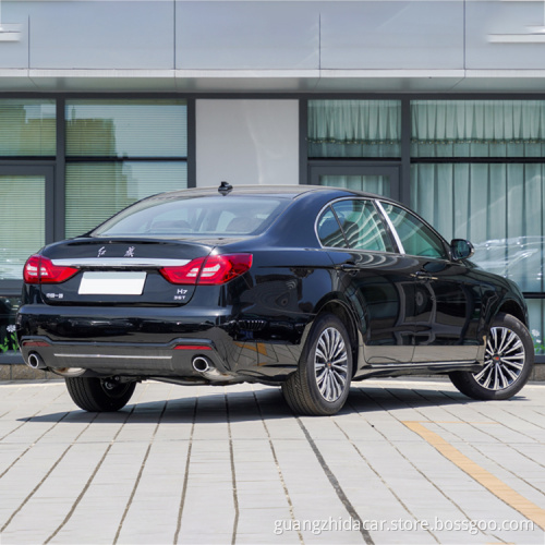 Hongqi الصينية المبيعات المبيعات 5 مقاعد 2.0T سيدان هونغكي H7 السرعة 200km/ساعة البنزين